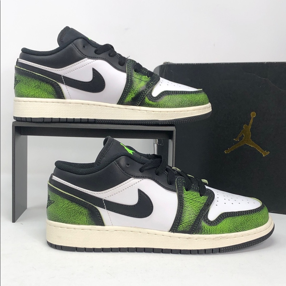 Air Jordan 1 Low SE (GS) DO8244-003 Wear Away Electric Green Shoes - Size 6Y